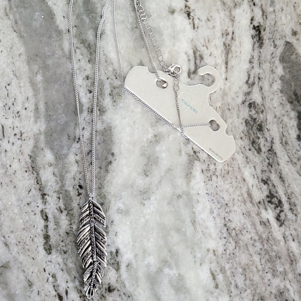 Maurice feather necklace